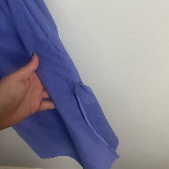 Beyond the bump SPACEDYE ICON MATERNITY DRESS
BEYOND YOGA size medium - Picture 4 of 10